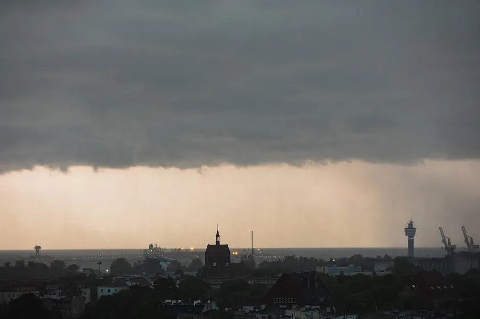 Ostrzeżenia w Gdańsku: upał i burze