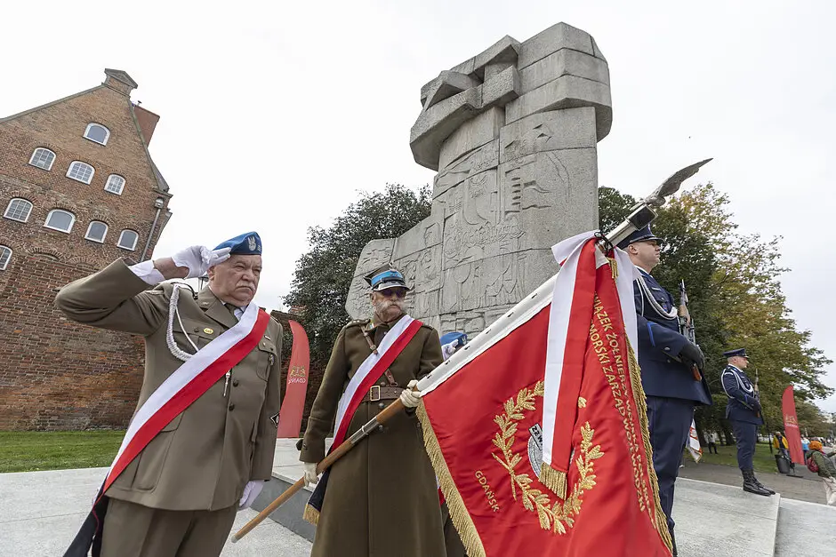 Gdańsk upamiętnia Czyn Bojowy Polskich Sił Zbrojnych Na Froncie Wschodnim