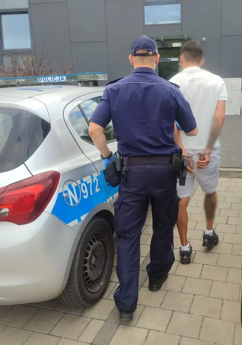 Zatrzymano trzech mężczyzn podejrzanych o kradzież kieszonkową