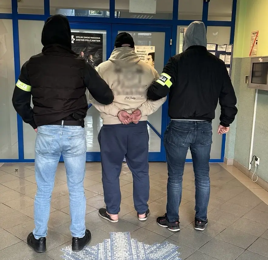 Zatrzymano 43-latka po ataku nożem na przechodnia