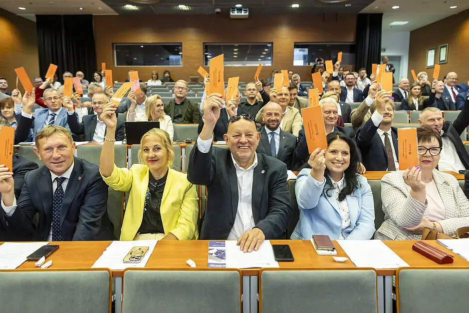 Jednogłośne głosowanie nad przekształceniem OMGGS w związek metropolitalny
