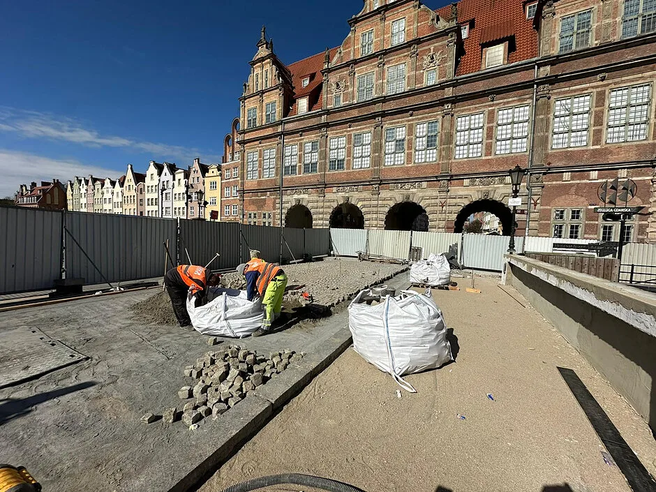 Rozpoczęto remont Mostu Zielonego – postępują prace nad nawierzchnią