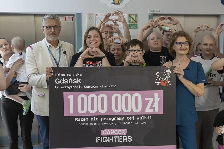 Fundacja Cancer Fighters przekazała milion złotych gdańskiemu UCK