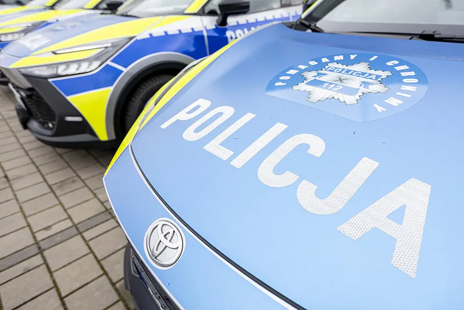 Policja publikuje wizerunki podejrzanych w sprawie napaści na Ukraińców