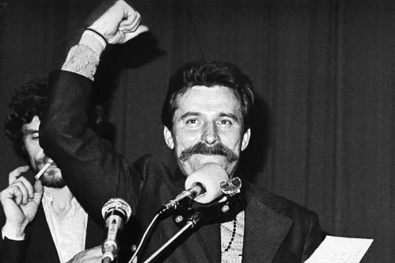 31 sierpnia 1980: Wałęsa podpisuje porozumienie, które zmienia Polskę