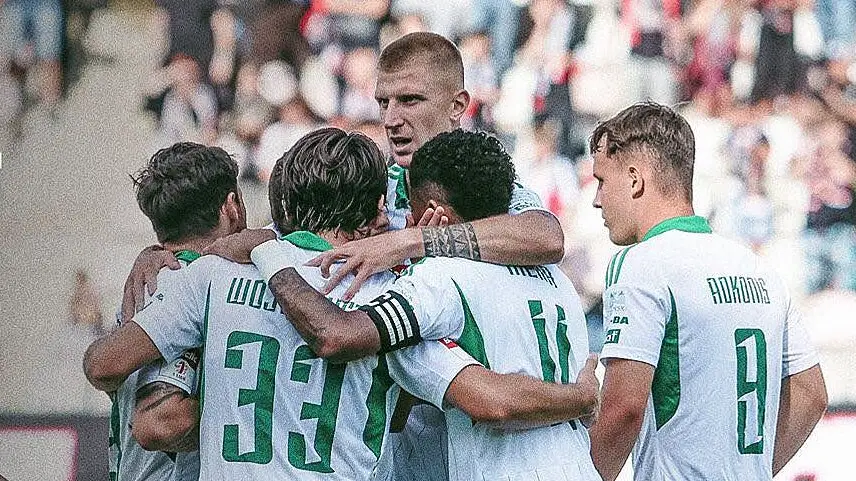 Lechia Gdańsk triumfuje nad Polonią Warszawa w meczu ligowym
