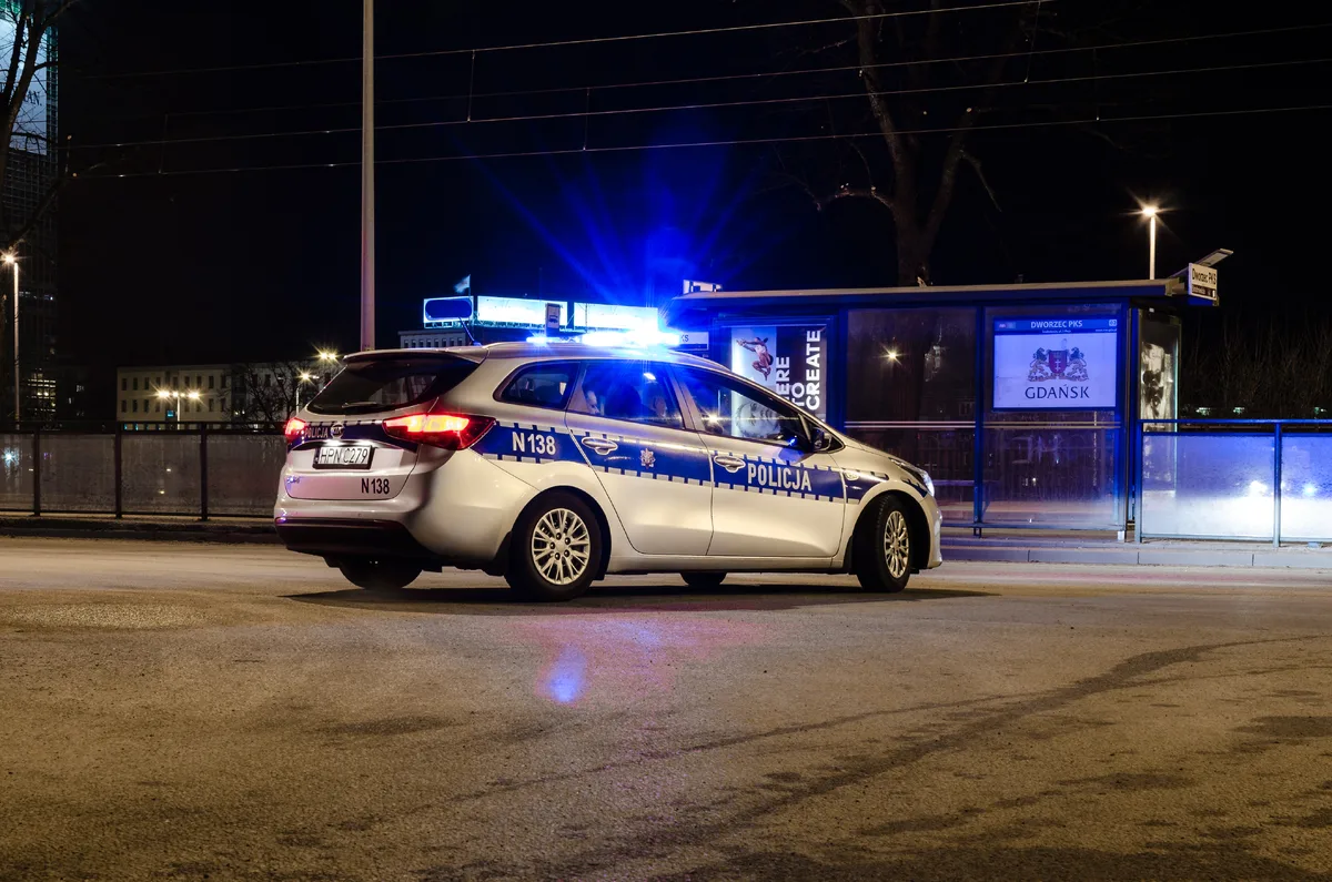 Tymczasowy areszt dla 54-latka za jazdę po alkoholu mimo dożywotniego zakazu prowadzenia pojazdów