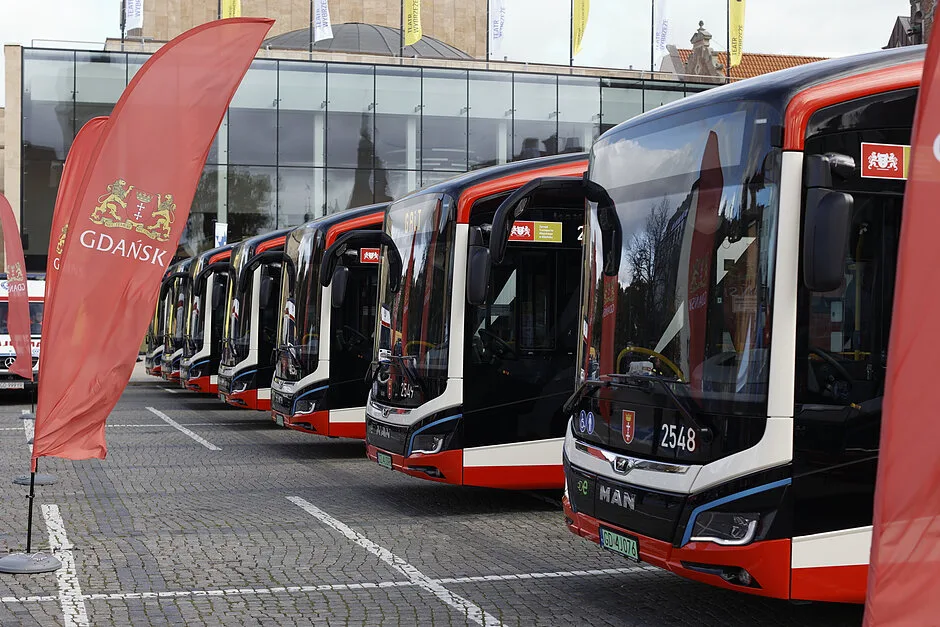 Gdańsk składa wnioski o wsparcie finansowe i ogłasza przetargi na elektryczne autobusy