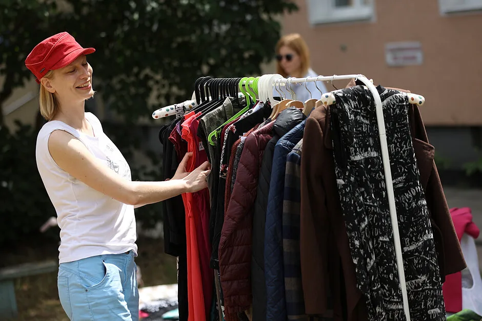 Second Hand Market na 100czni - wydarzenie z odzieżą z drugiej ręki
