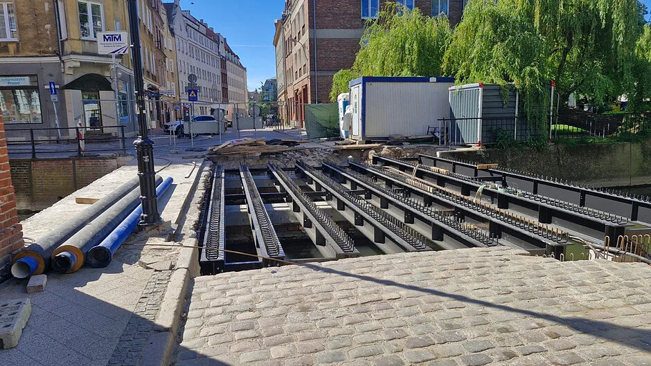 Remont mostu na ul. Elżbietańskiej na Starym Mieście