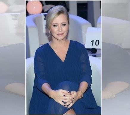 Symboliczne przedstawienie kariery aktorskiej Agnieszki Wagner, łączące elementy filmu i jej różnorodnych ról.